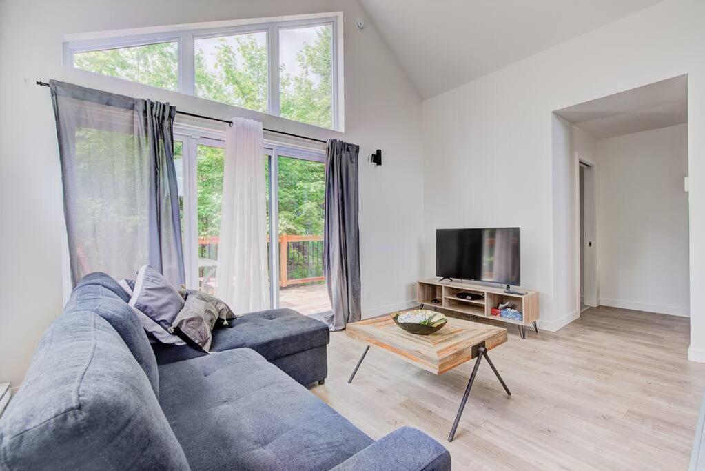 Nouveau - Chalet Moderne - Spa, Piscine & Sauna! Pont-Rouge Eksteriør billede